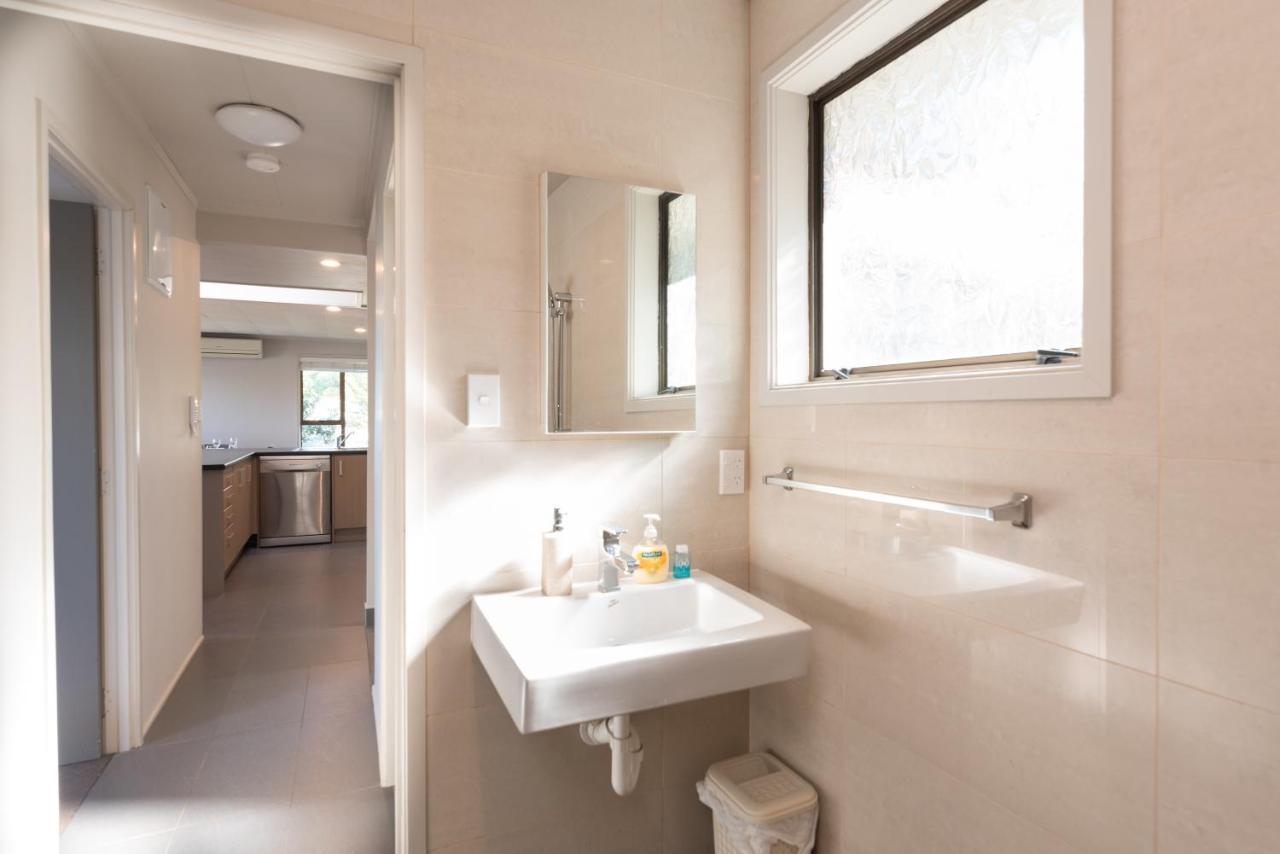 The Tide Watcher - Okiato Holiday Home Opua Exteriér fotografie